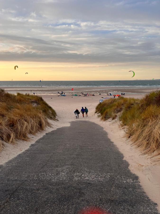 Etoile Aan Zee Hotel Vrouwenpolder Ngoại thất bức ảnh