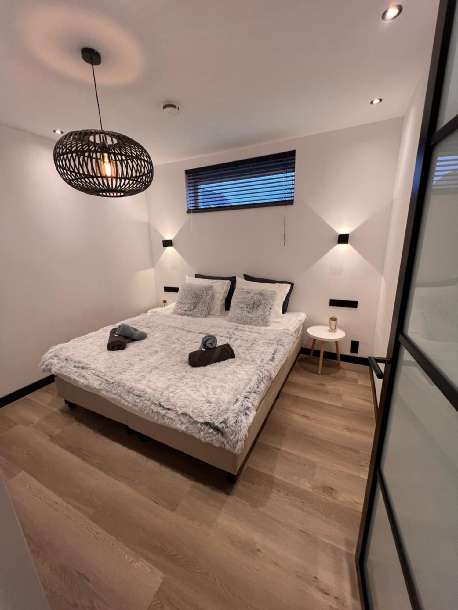 Etoile Aan Zee Hotel Vrouwenpolder Ngoại thất bức ảnh